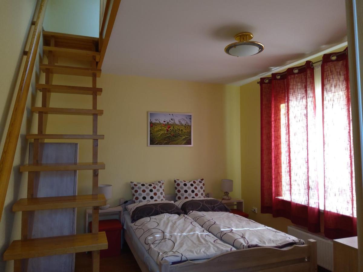 Apartamentai Geguciu Gatveje 克莱佩达 外观 照片
